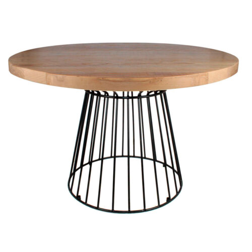 MESA DE COMEDOR SUDOKU estilo Industrial. Encuéntrala en MisterWils. Más de 6000m2 de exposición y almacén.