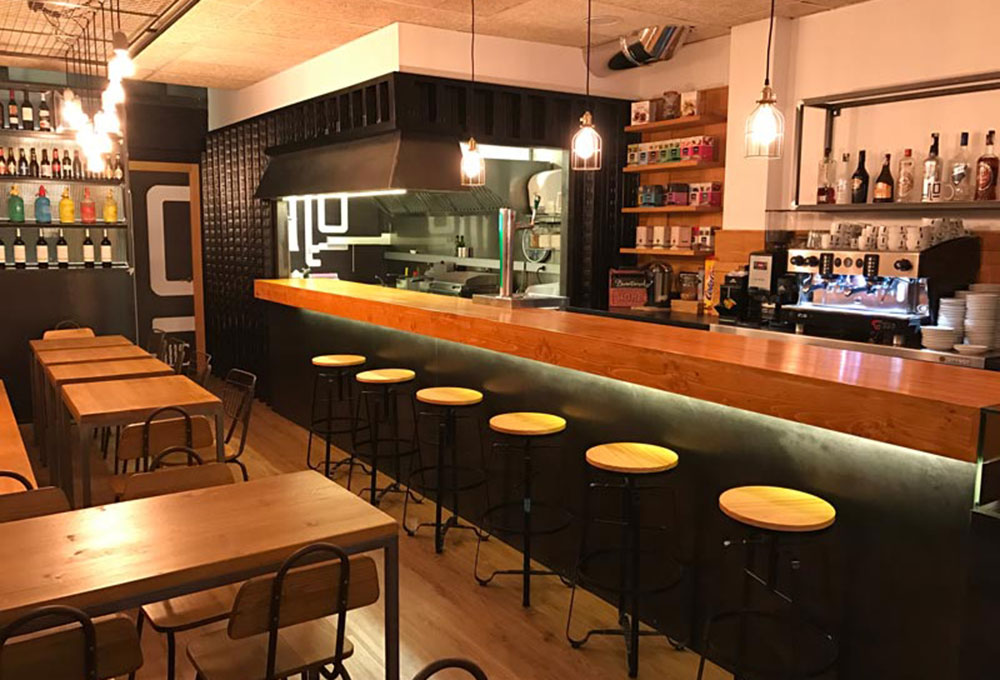 Restyling del restaurante Montagú a cargo de Zinkers. Otro proyecto más de MisterWils, más de 4000m2 de exposición y venta