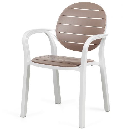 PALMA OUDOOR CHAIR made of polypropylene with a tubular frame, and legs with non-skid studs. Find it on MisterWils.