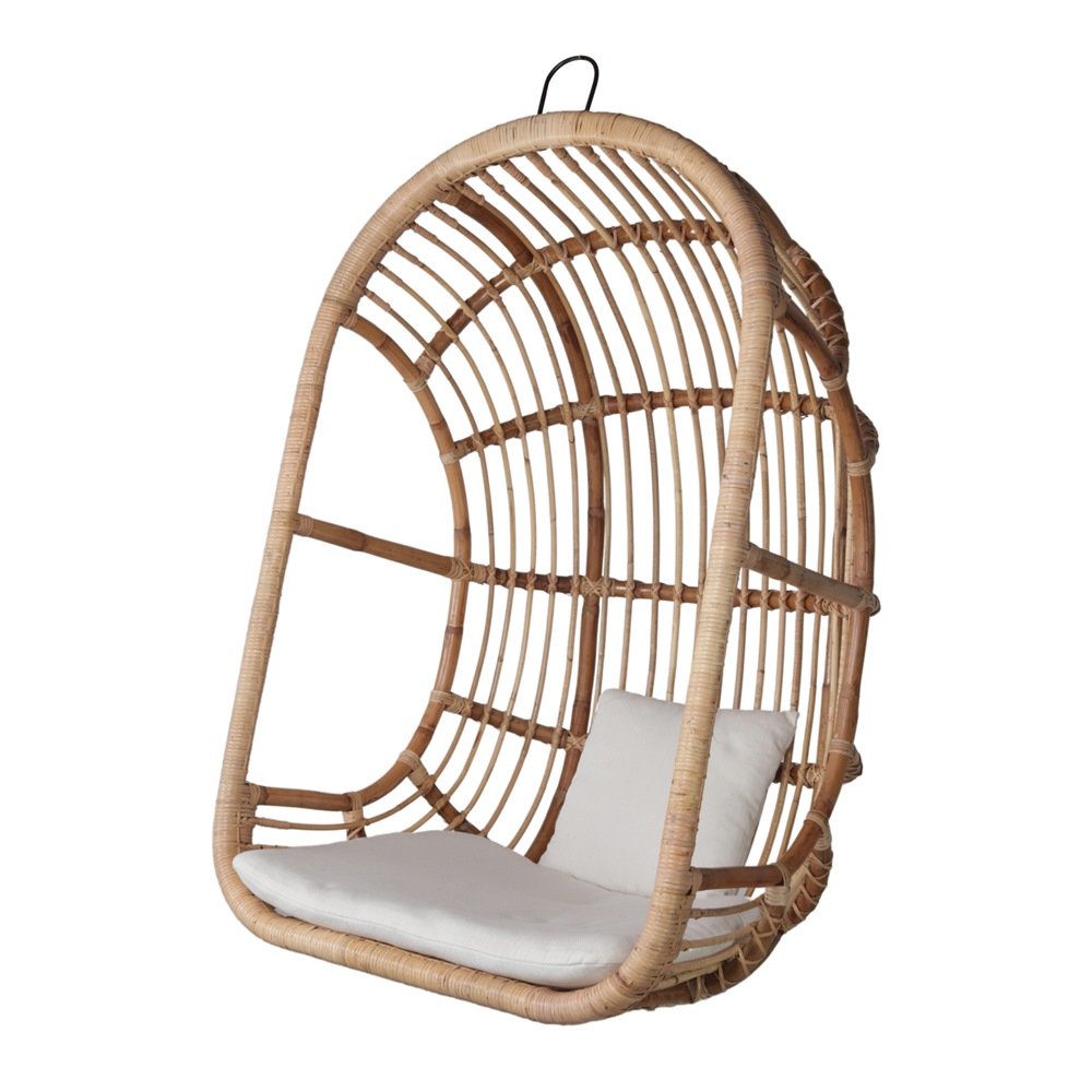 EGG HANGING CHAIR Exotic style made of natural rattan. Find it on MisterWils. More than 4000sqm of showroom and warehouse. 1