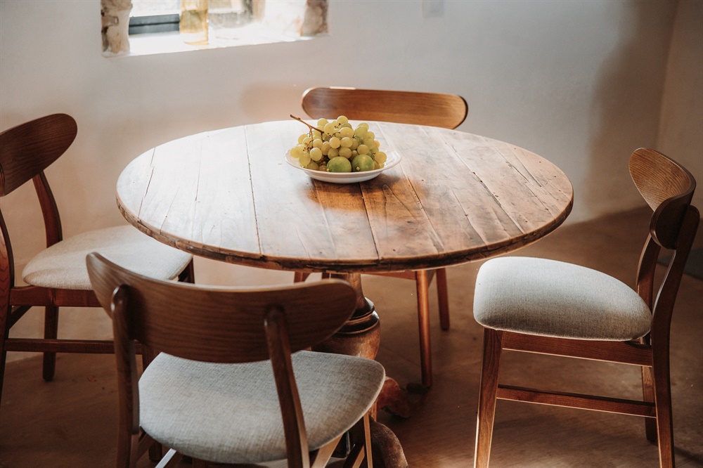 How to know the ideal measurements for your dining table? 4
