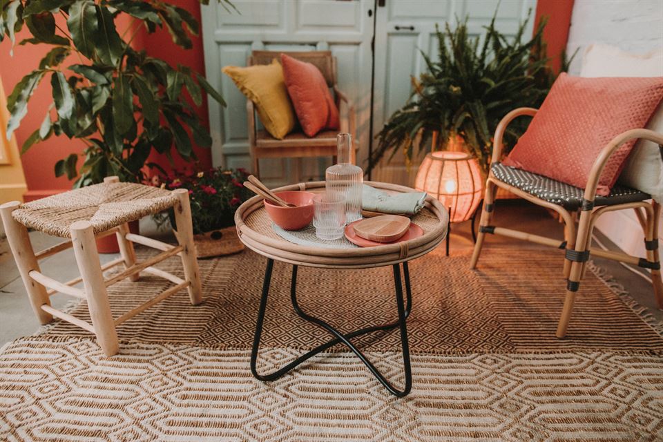 decorar una terraza con piscina