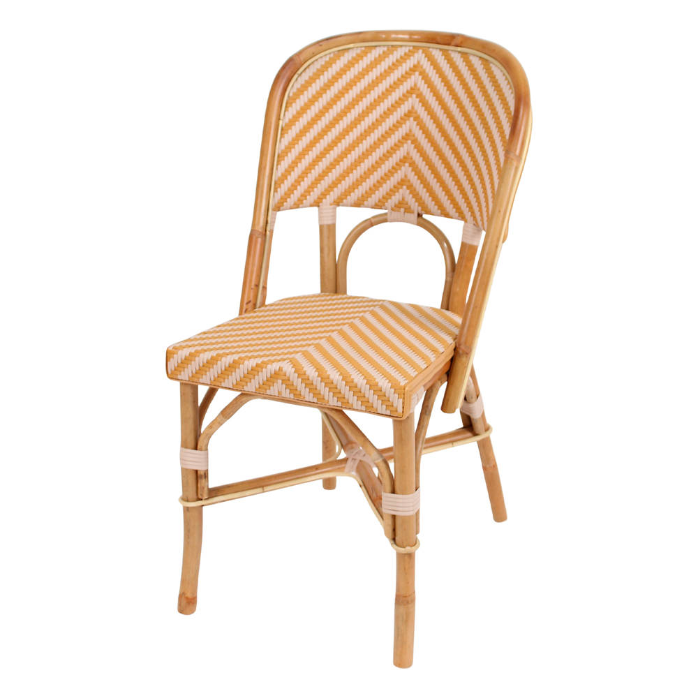 misterwils-silla-rattan-tyler-curry-01 Silla de ratán Tyler, de estilo Bistro.
Estructura de ratán natural.
Asiento en médula de ratán sintético.
No apta para exterior.
Apilable